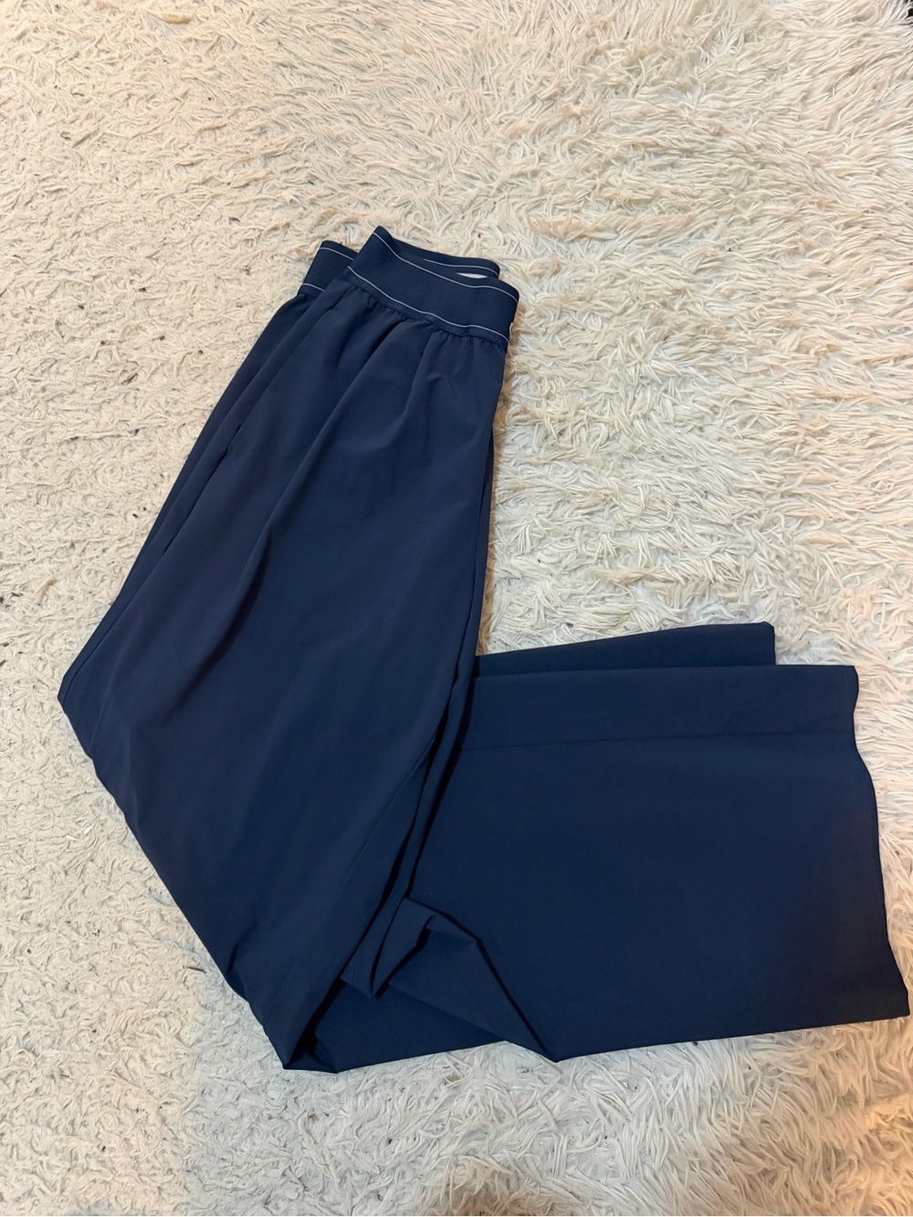 Alo Women's Navy Suit Up Trouser (Regular) - Gem